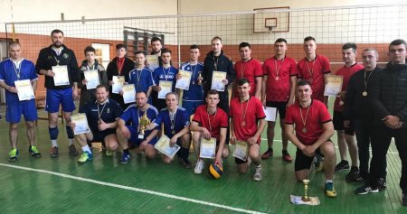 Визначився чемпіон Виноградівщини з волейболу