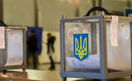 «Мертві душі» – у виборчих списках: хустянка отримала запрошення на вибори для померлої бабусі