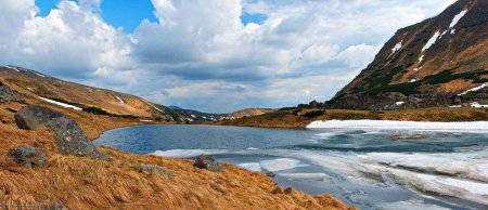 В мережі розповіли про красу карпатського озера Бребенескул