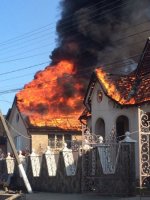 На Тячівщині та Ужгородщині горіли будинки