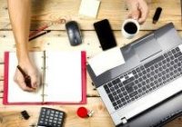 Які дії необхідно здійснити підприємцю для зняття з обліку в податковій інспекції?