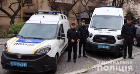 Конвойна служба Хустського відділу поліції отримала спеціалізований автомобіль (+ФОТО)