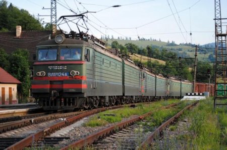 До Великодня на Закарпаття призначили три додаткові потяги