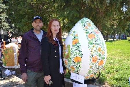 На Хустщині розпочалась районна виставка-конкурс "Писанкове мереживо Хустщини", яка триватиме впродовж 15-17 квітня.
