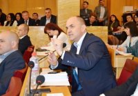 У ході пленарного засідання 14-ї сесії облради депутати подали низку усних запитів до органів влади
