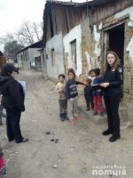 Поліцейські почали стежити за відвідуваністю школярів