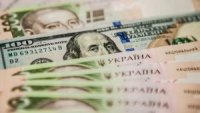 Двоє українців задекларували понад мільярд доходів