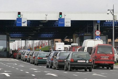 Черги на кордоні: скільки транспортних засобів пропускають за добу