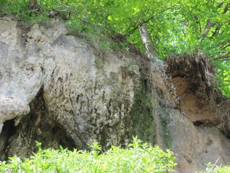 В Карпатах через обвал зник водоспад “Дівочі сльози”, — ЗМІ (+ФОТО)