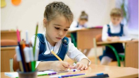 У Міносвіти розповіли про проблеми із зарахуванням дітей до першого класу