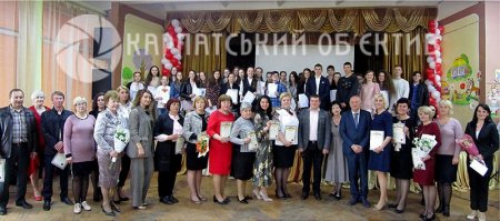 Гордість міста: у Хусті відзначили кращих учнів та їхніх учителів