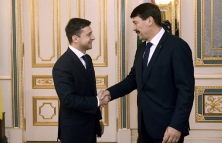 Закарпатські угорці і подвійне громадянство: про що розмовляли президенти України та Угорщини