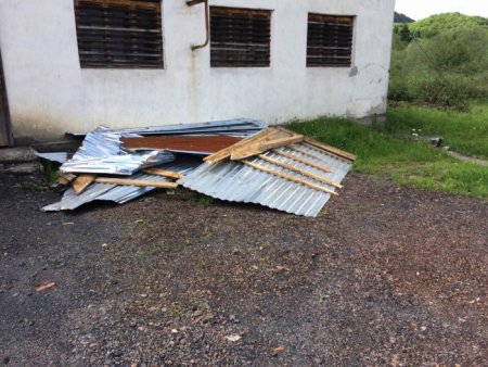 З'явилися фото пошкоджень внаслідок удару граду й буревію на Тячівщині
