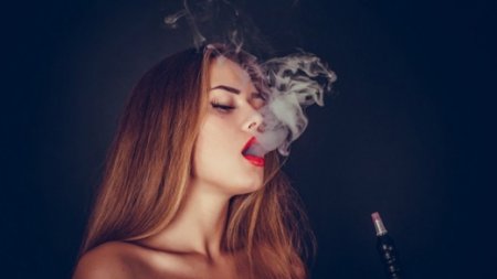 Супрун відповіла, що безпечніше - кальян чи сигарети