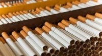 В Україні заборонять продавати частину сигарет, а ціни подорожчають: чого чекати