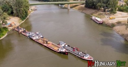«Мусорний транзит Україна-Угорщина»: через Закарпаття Тиса щорічно несе приблизно 3000 тон сміття в Угорщину