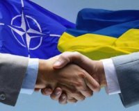 НАТО у повному складі їде в Україну