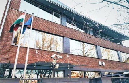 Консульство Угорщини на Закарпатті не працюватиме під час свят у жовтні та листопаді