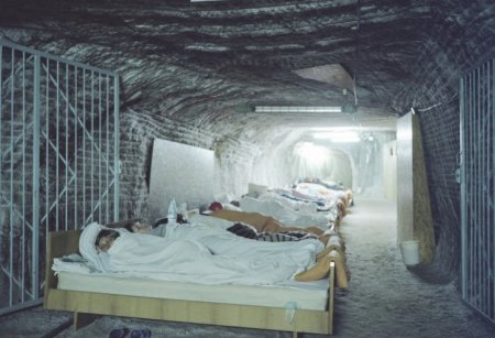 Як на Закарпатті людей під землею лікували (+ФОТО)