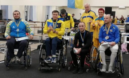 Фехтувальники із Закарпаття здобули вісім медалей на Чемпіонаті України (ФОТО)