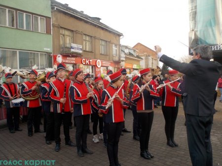 Молоде вино і гусячі страви в Берегові смакували всім (ФОТО)