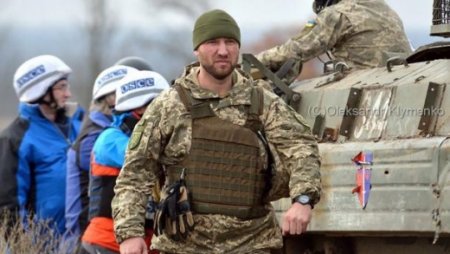 Зеленський посмертно нагородив командира 128-ї бригади Коростельова
