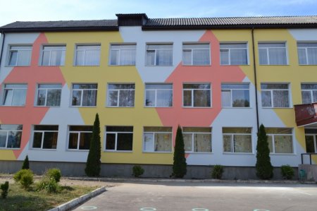 У Тячівській міській об’єднаній громаді реконструюють дві школи