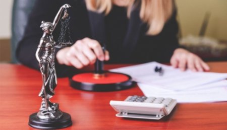 Нотаріуси отримають право реєструвати шлюби і розлучення