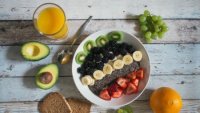 5 продуктів, які не можна ні в якому разі їсти на голодний шлунок
