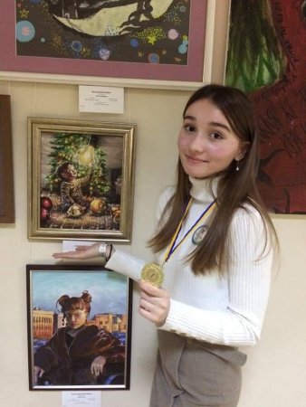Юна художниця з Мукачева здобула перше місце на Всеукраїнському конкурсі образотворчого мистецтва (ФОТО)