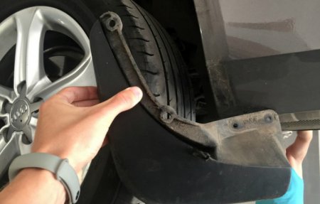 Водіям-закарпатцям на замітку. Бризковики взимку краще не використовувати
