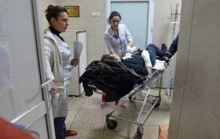 Кабмін: українці матимуть змогу безоплатного лікування у клінічних інститутах