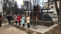 Пам’ятник борцям за волю України відкрили у Сваляві