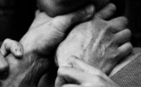 На Закарпатті грабіжники, задушивши пенсіонера в підвалі, винесли з сейфу у будинку 50 тис грн