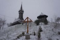 З вірою в Бога: у Нижній Апші оберігають діючу 550-річну дерев’яну церкву