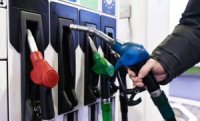 Мережі АЗС знизили ціни на паливо після зустрічі із Зеленським